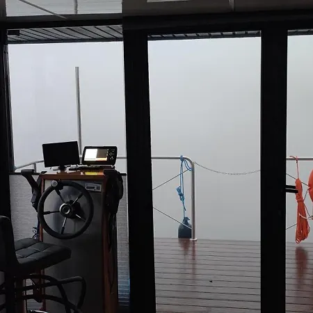 Houseboat Water King Plywajacy Dom Na Wodzie Lodz Hausboot 7 Os Uraz (Trzebnica)