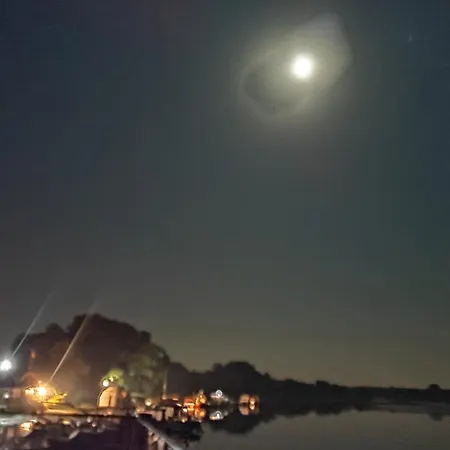 Houseboat Water King Plywajacy Dom Na Wodzie Lodz Hausboot 7 Os Ботель