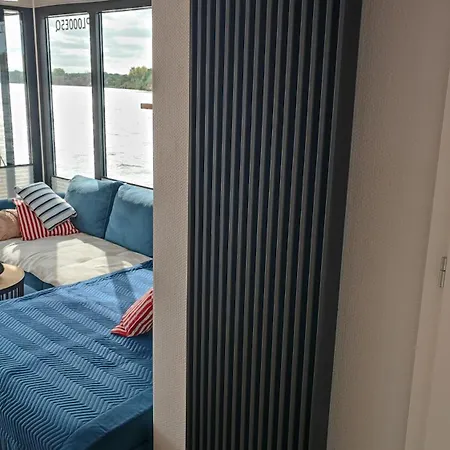 Botel Houseboat Water King Plywajacy Dom Na Wodzie Lodz Hausboot 7 Os