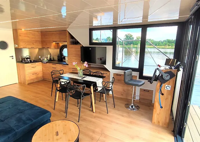Houseboat Water King Plywajacy Dom Na Wodzie Lodz Hausboot 7 Os Uraz (Trzebnica)